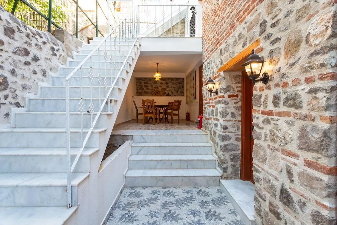 Zeytinli Tas Ev Villa Izmir