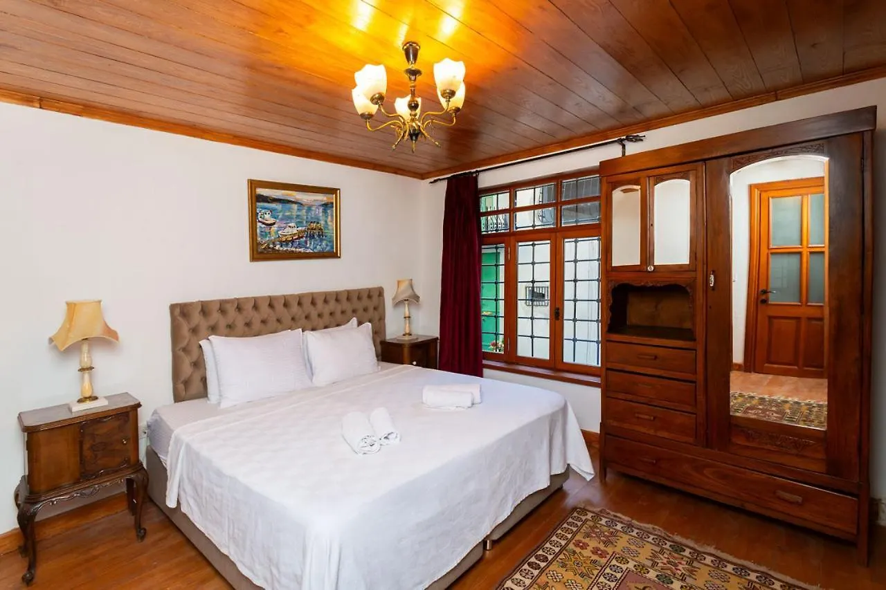 Zeytinli Tas Ev Villa Izmir Turkey